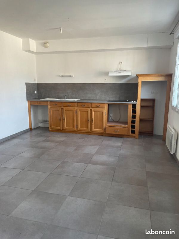 Appartement 2 pièces 48 m² · à Beauvais · 48 m² · 596 €