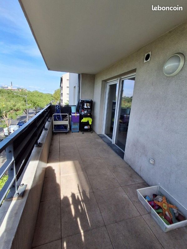 Appartement 70 m² · à Vénissieux · 70 m² · 879 €/mois