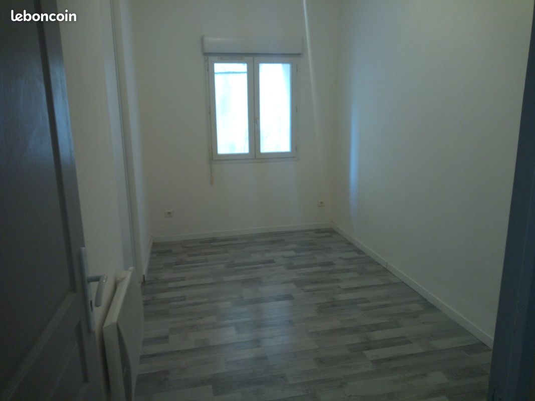 Appartement de type 3 de 42m²,LE BEAUSSET (image 2)