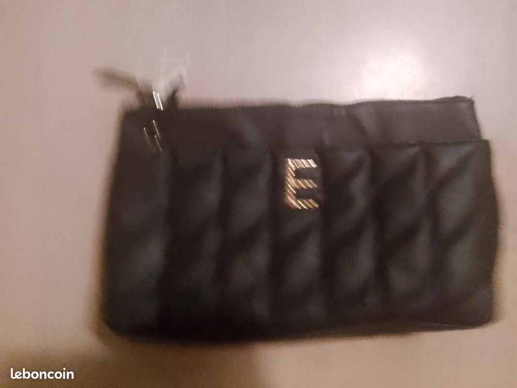 Pochette sac Primark neuf (image 1)