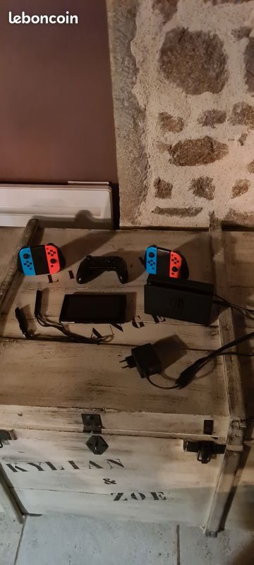 Switch (image 2)