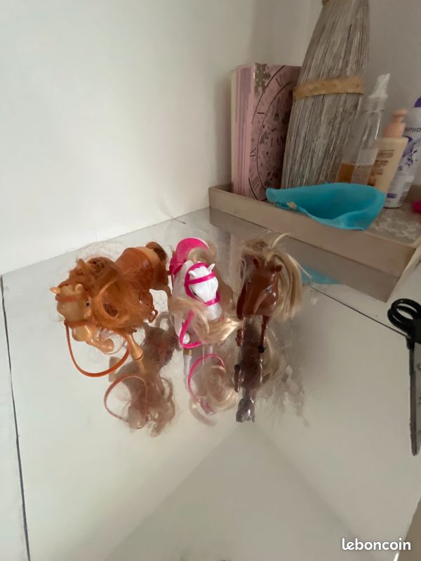 Lot de 3 Poulins Barbie (image 1)