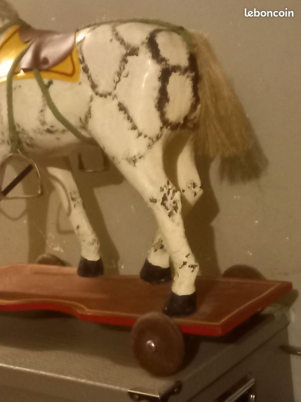 cheval sur roulettes - Antiquités & Art