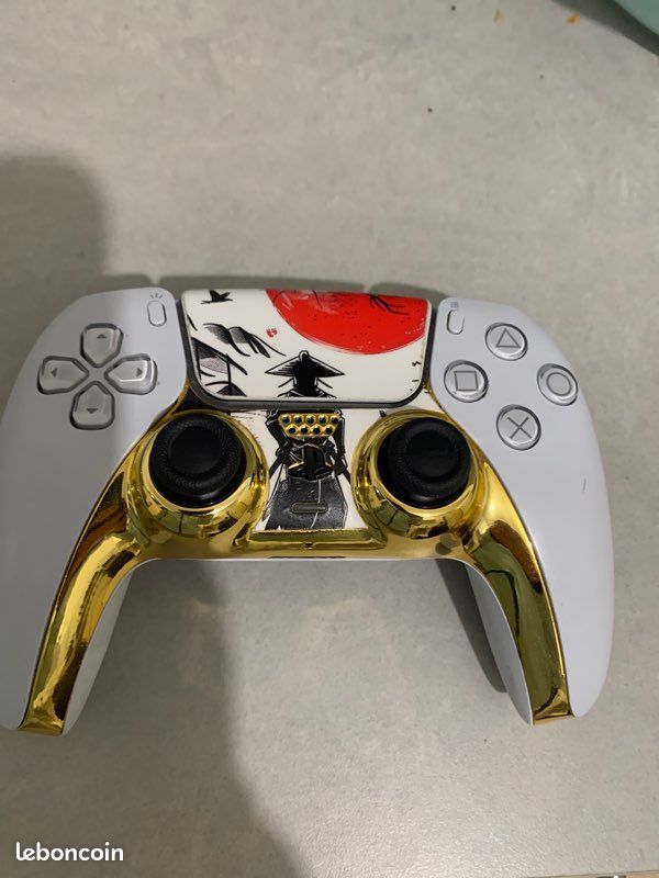 Je vend ma manette ps5 (image 1)