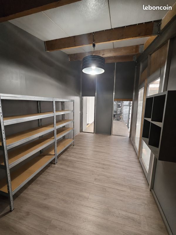 LOCAL 600 m2 / BUREAUX 200 m2 (image 13)