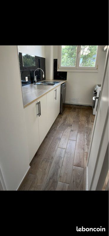 Appartement 2 pièces 47 m² · à Bois-d'Arcy · 47 m² · 900 €/mois