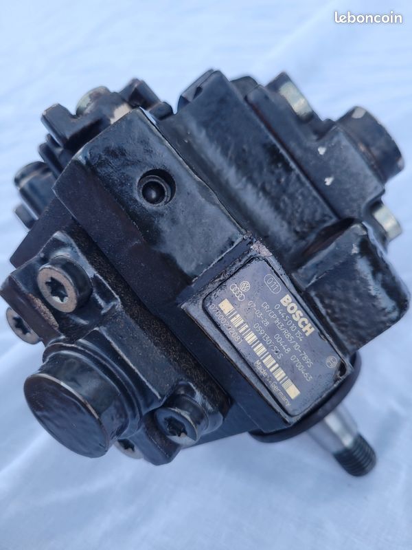 Pompe haute pression Touareg V6 TDI (image 1)