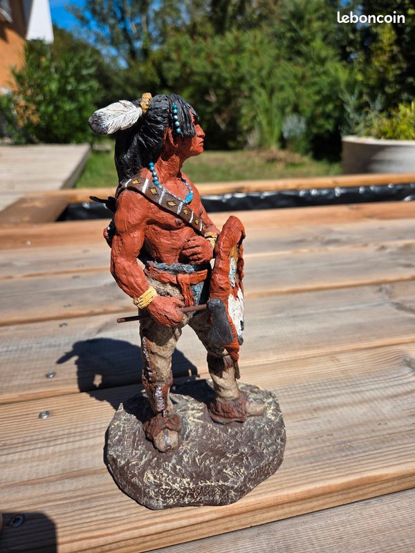 FIGURINE INDIEN (RÉSINE) EUR 1,00 - FR FIGURINE INDIEN (RÉSINE) EUR 1,00 - FR