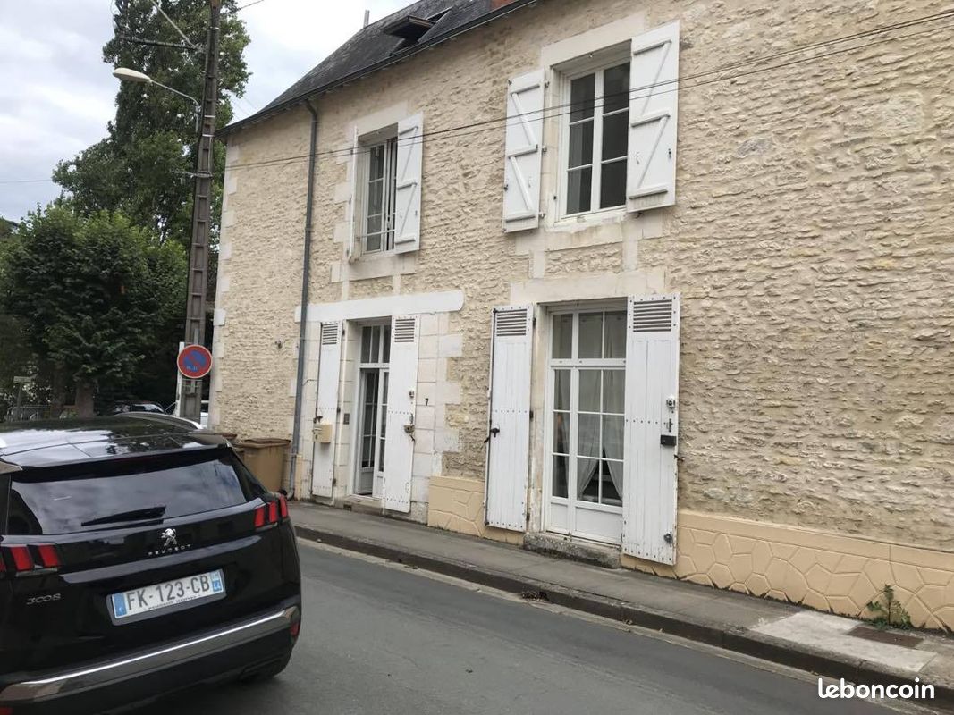 Maison 6 pièces 150 m² · à Neuville-de-Poitou · 150 m² · 850 €/mois