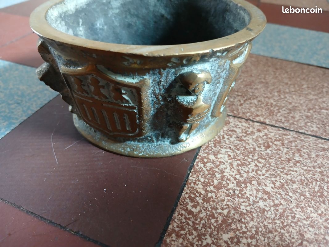 Deux petits objets bronze (image 3)