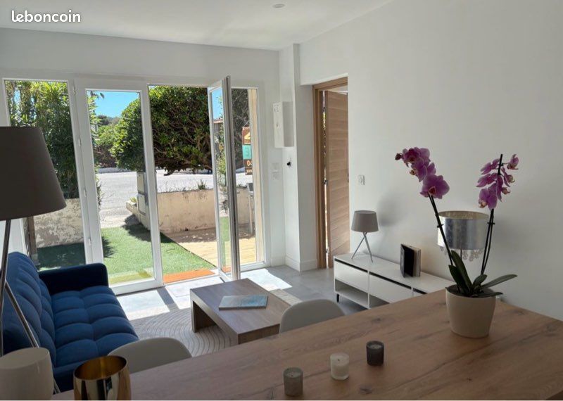 Appartement 2 pièces 34 m² · à Le Lavandou · 34 m² · 800 €