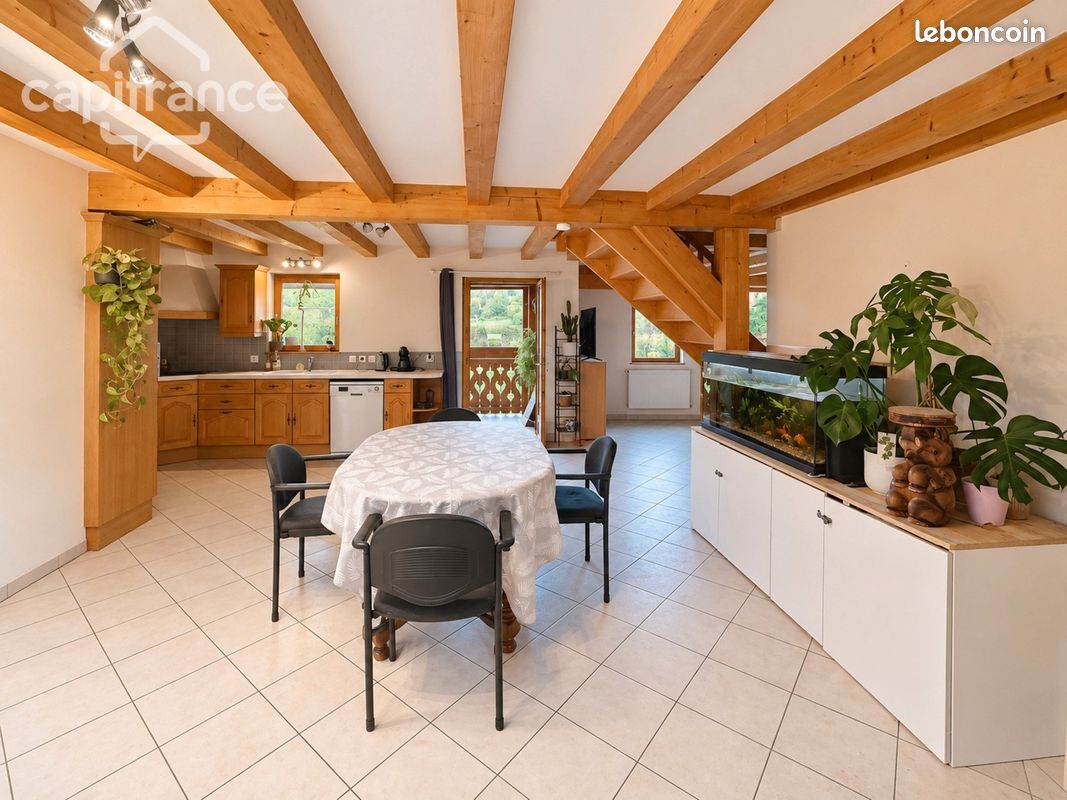 Appartement 4 pièces 125 m² · à Marignier · 125 m² · 285 000 €