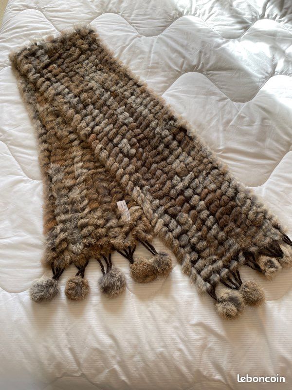 Grande écharpe Cocooning Neuve Avec Pompons En Fourrure - Couleur Orange-marron - Sans Marque
