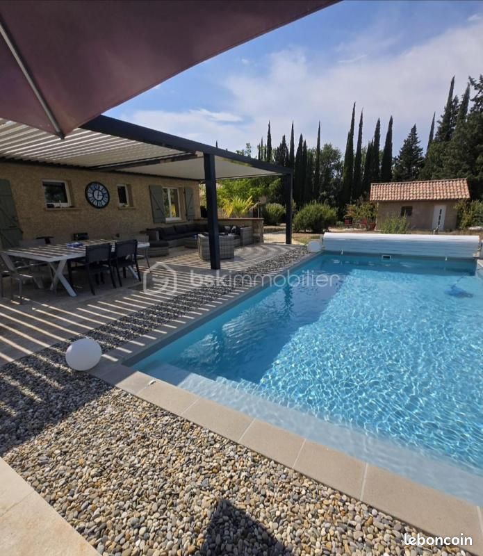 Maison 5 pièces 90 m² · à Vallon-Pont-d'Arc · 90 m² · 590 000 €