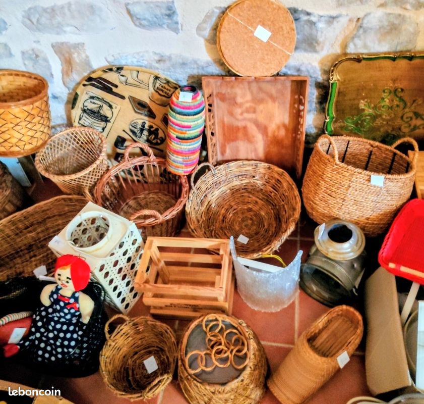 Décoration. Vide maison (image 1)