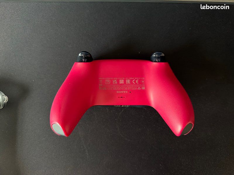 Manette PS5 parfait état (image 2)