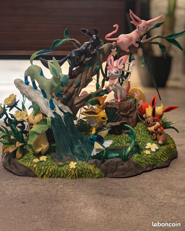 Figurine Pokémon Evoli et toutes ses évolutions (image 1)