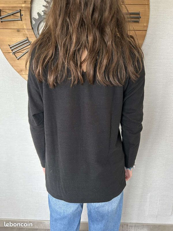 Pull noir de marque Esprit taille française M (image 2)