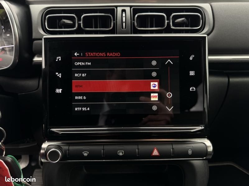 Citroen C3 1.2 PureTech 110 Saint James / GPS + CAMERA / GARANTIE 12 MOIS (image 40)