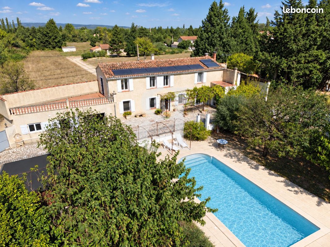Maison 8 pièces 206 m² · à Orange · 206 m² · 549 000 €