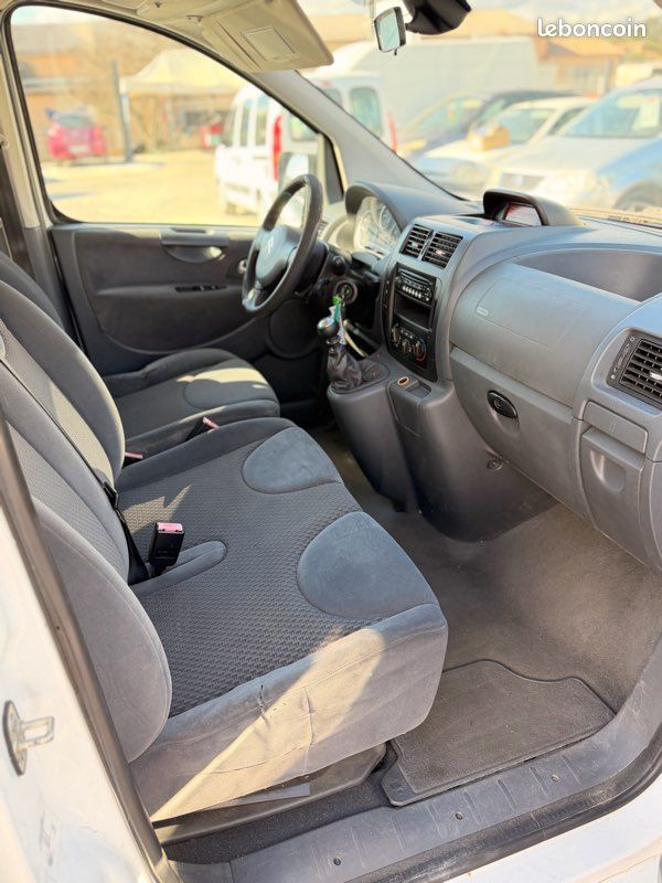 CITROËN Jumpy II 2.0 HDi 128 cv 9 places (image 3)