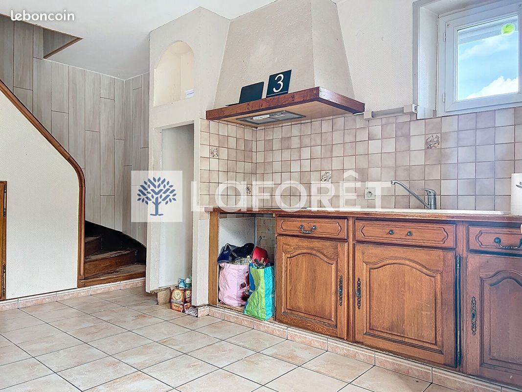 Maison 5 pièces 103 m² - Coulonges-Thouarsais 79330 (image principale 6)