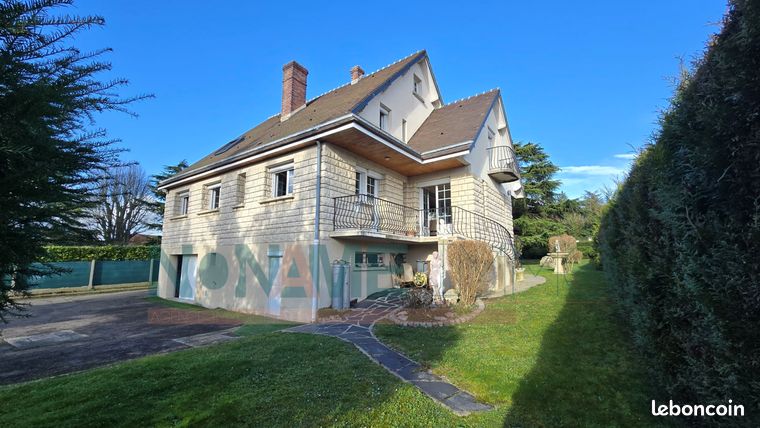 Maison 6 pièces 182 m²
