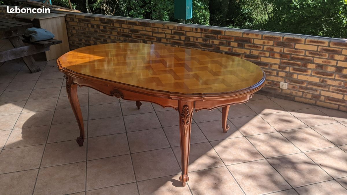 Jolie table ovale extensible avec rallonges en merisier (marqueterie) 180 à 270 cm (image 1)