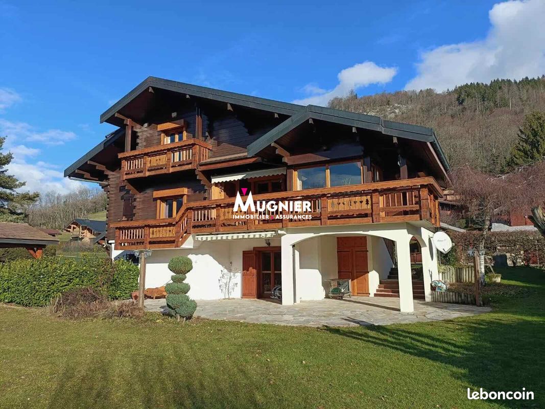 Maison 4 pièces 152 m² · à Mieussy · 152 m² · 2 295 €/mois