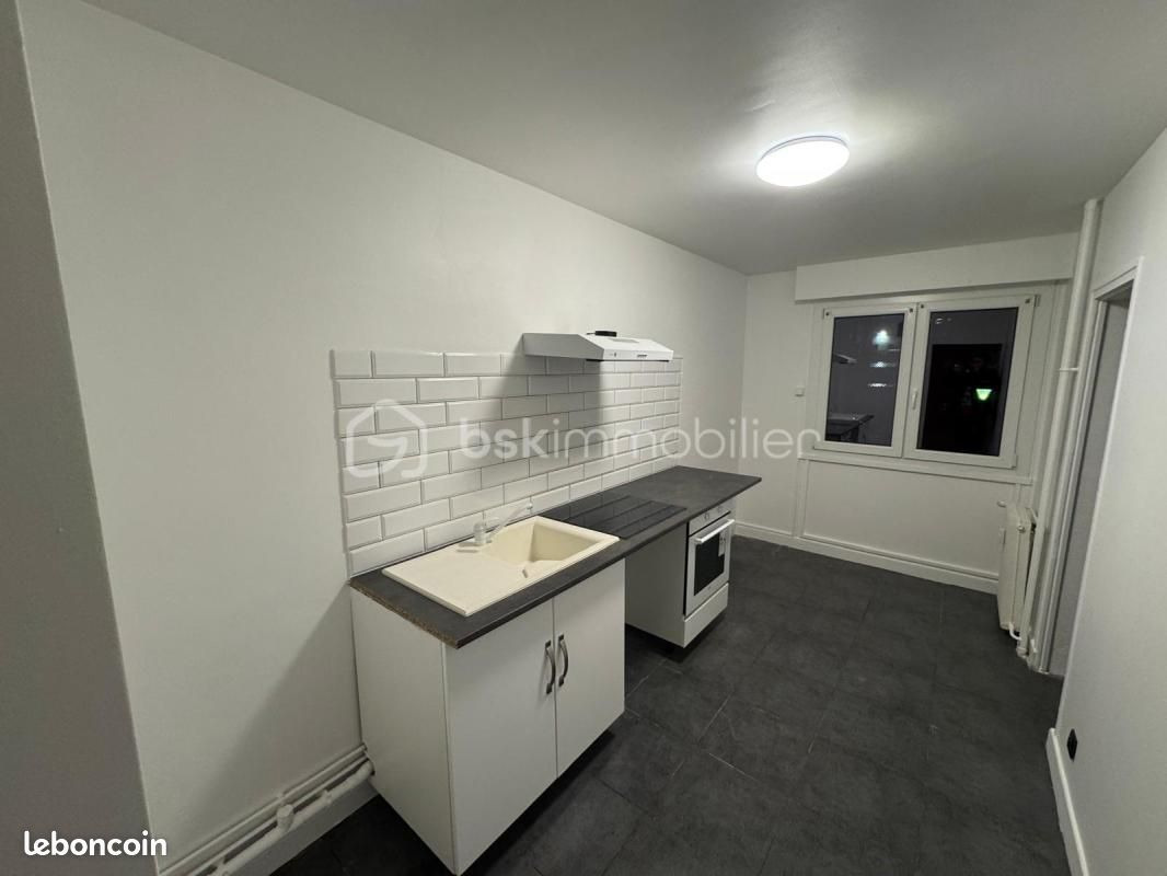 Appartement 3 pièces 65 m² · à Évry-Courcouronnes · 65 m² · 145 000 €