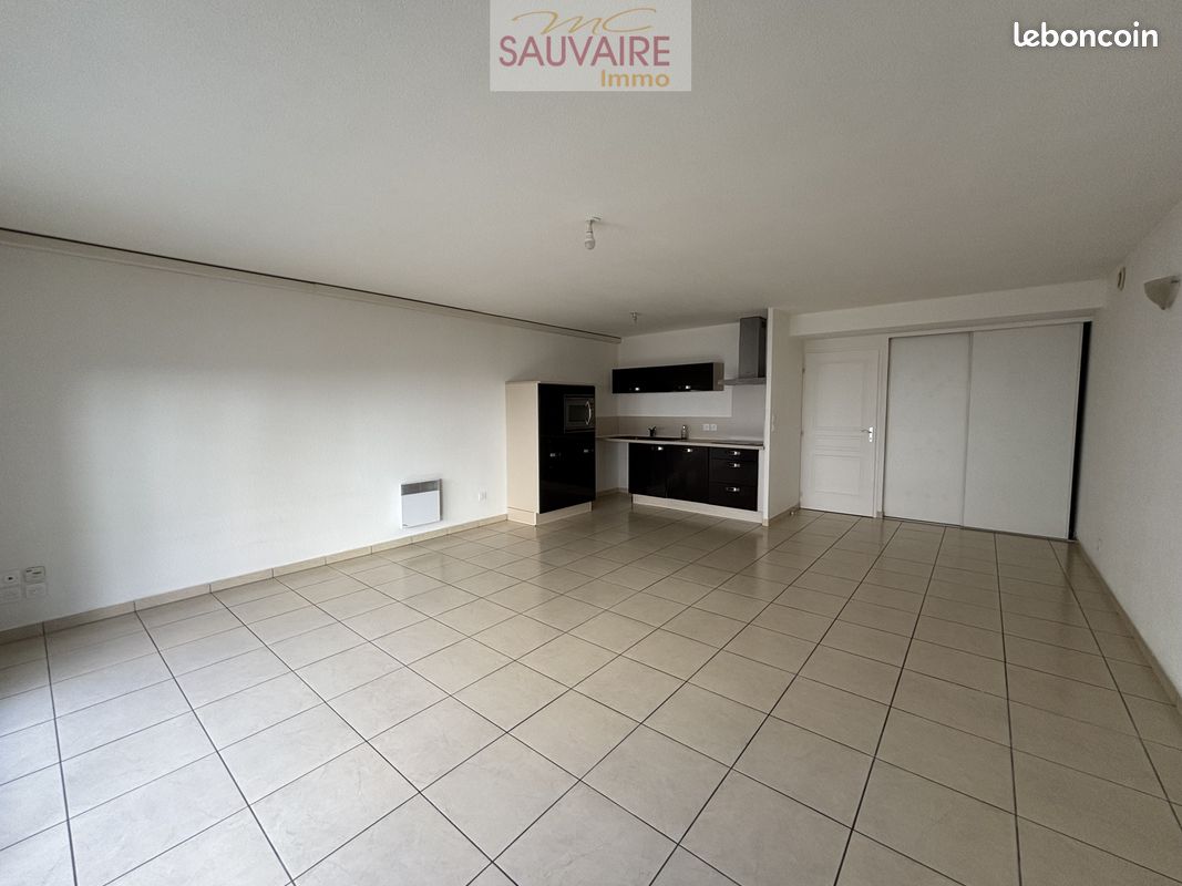 Appartement 3 pièces 85 m² · à Perpignan · 85 m² · 820 €/mois