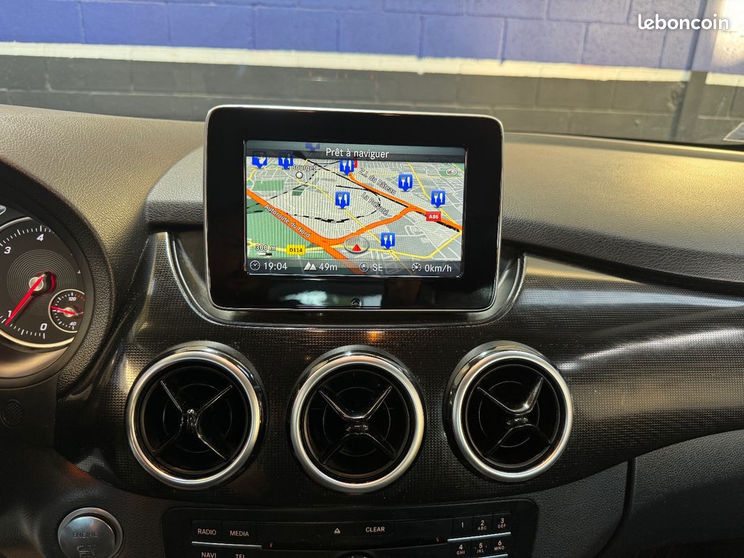 MERCEDES CLASSE B 180 d Intuition (image 13)