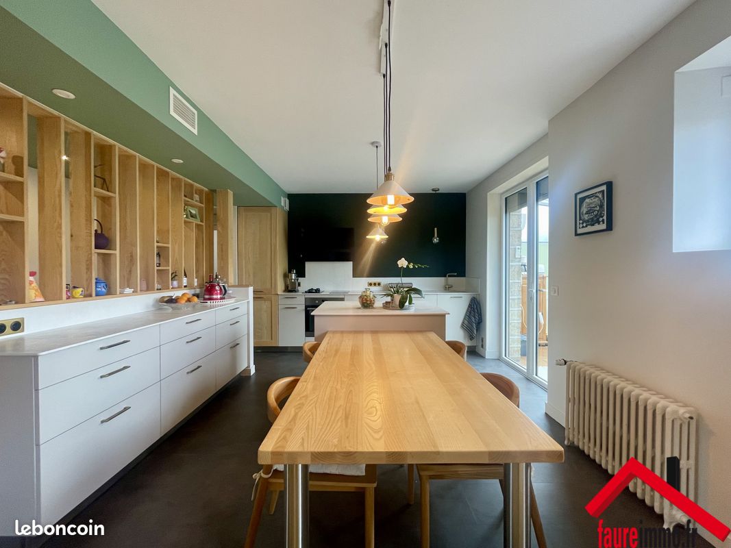 Maison 9 pièces 170 m² - Brive-la-Gaillarde 19100 (image principale 3)