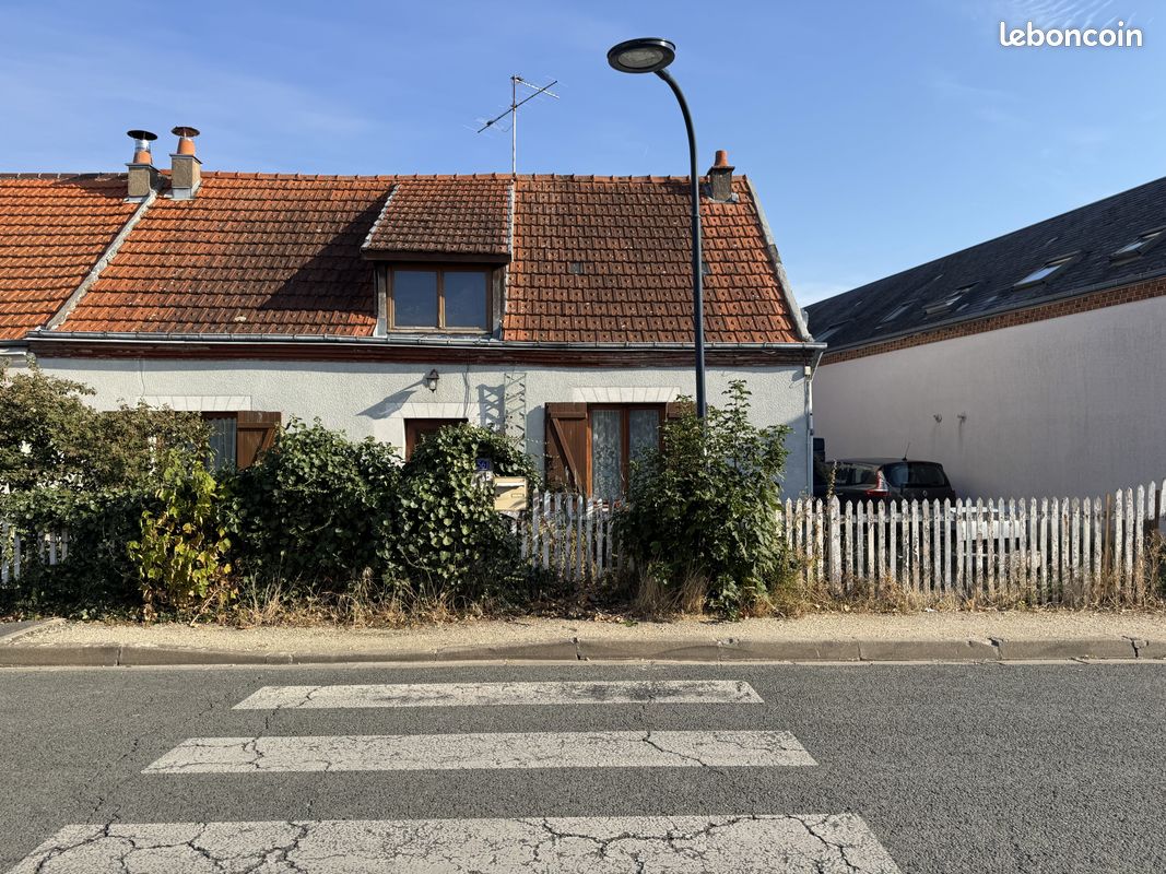 Maison 2 pièces 110 m² · à Semoy · 110 m² · 199 999 €