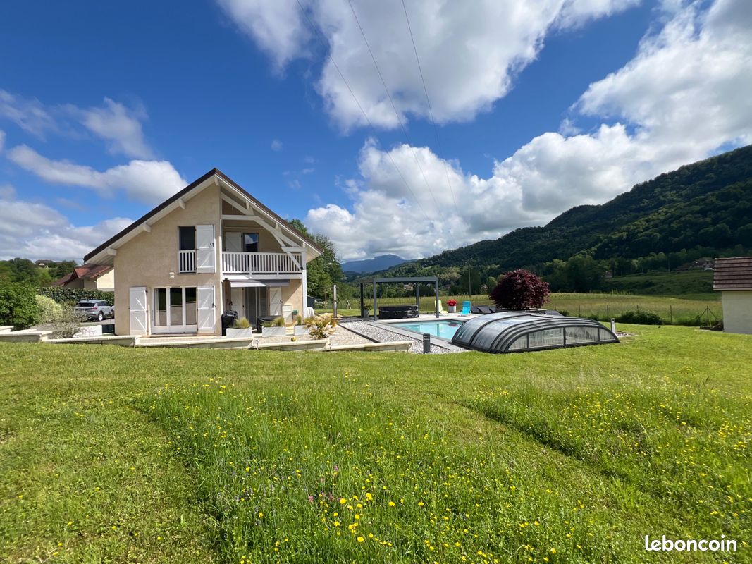 Maison 5 pièces 120 m² · à Saint-Béron · 120 m² · 525 000 €