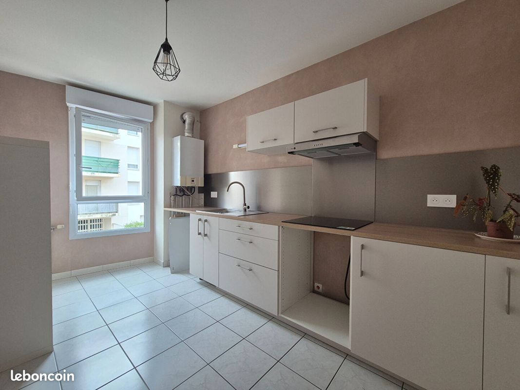 Appartement 3 pièces 68 m² · à Angers · 68 m² · 920 €/mois