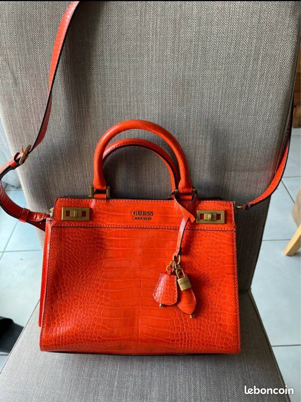 Sac GUESS Accessoires Bagagerie