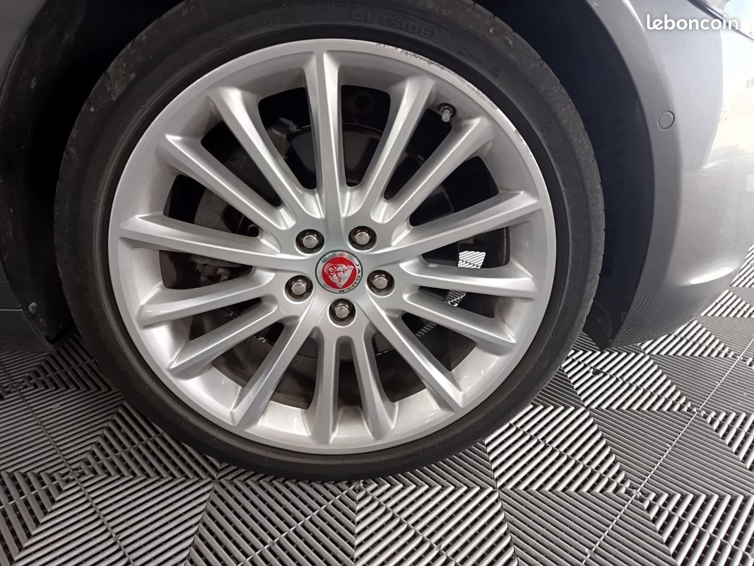 Jaguar xe 2.0l 250cv portofolio (image 11)