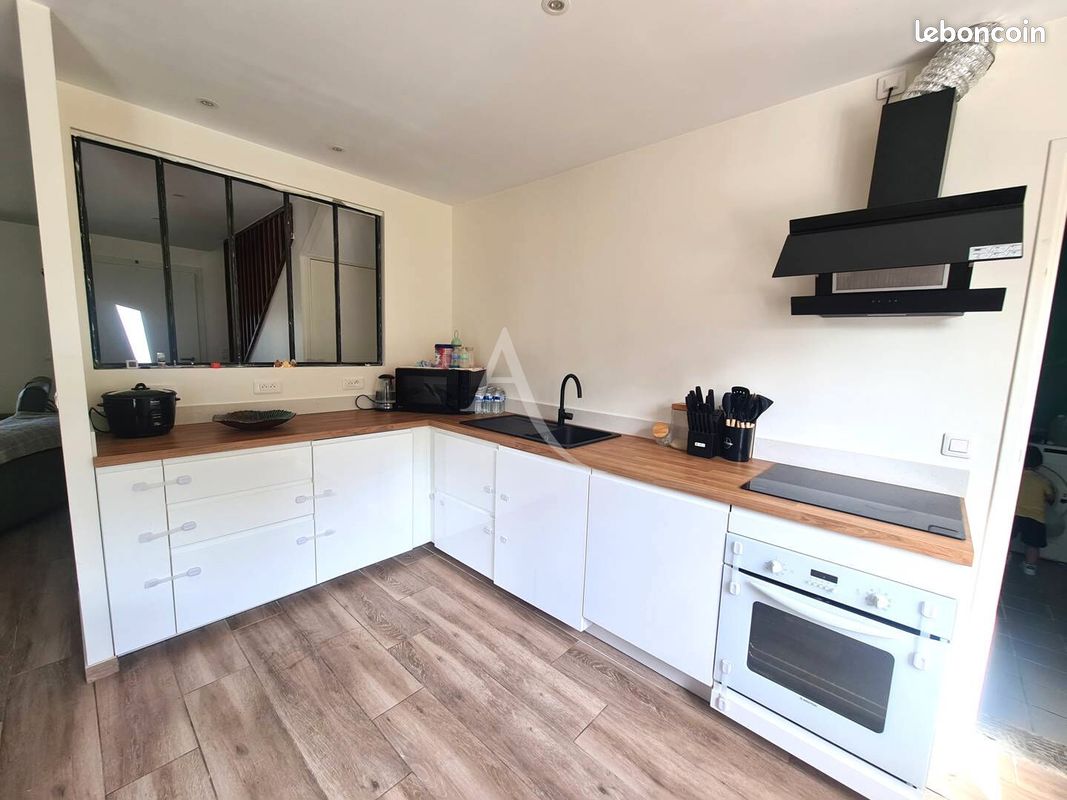 Maison 5 pièces 95 m² · à Ozoir-la-Ferrière · 95 m² · 330 750 €