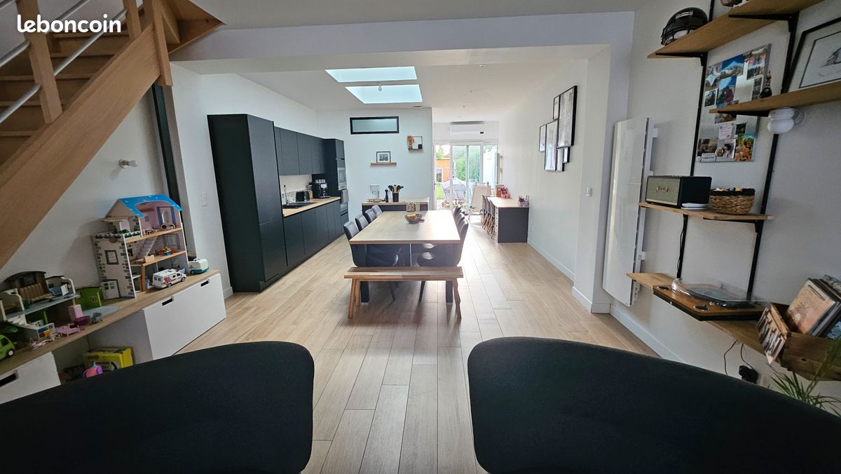 Maison 4 pièces 86 m² · à Neuville-en-Ferrain · 86 m² · 239 000 €