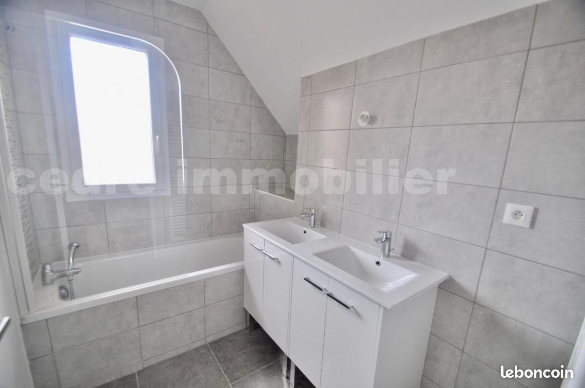 Maison a louer olivet - 5 pièce(s) - 119 m2 - Surfyn