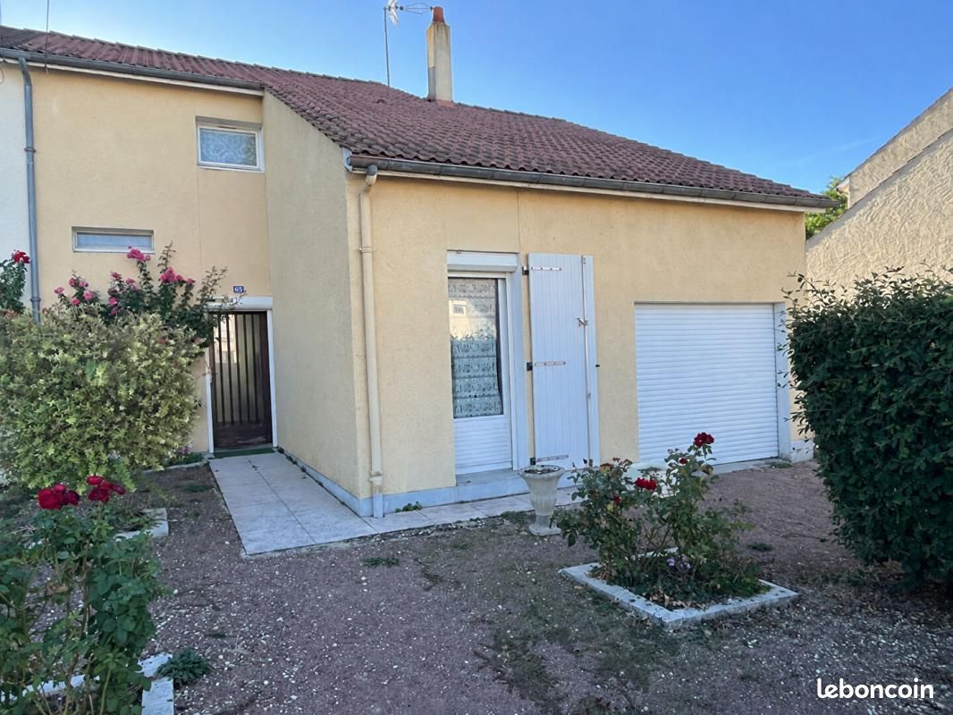Maison 3 pièces 81 m² · à Loudun · 81 m² · 110 000 €