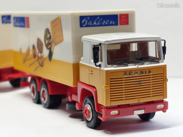 AWM, HERPA, NEUF, Volvo F12 semi frigo MARTIN EUR 15,00 - FR