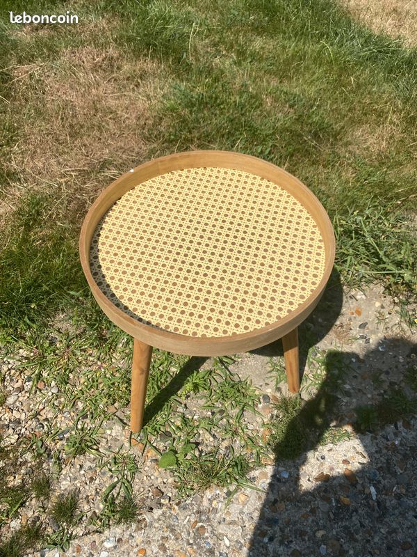 Table appoint (image 3)