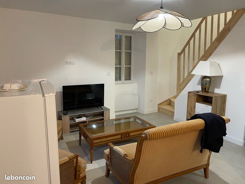Maison 3 pièces 75 m² · à Cabariot · 75 m² · 900 €