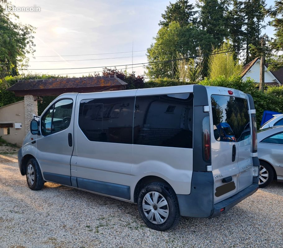 Opel vivaro 1.9 DTI 100 ch L1H1, 9 places, révisé et garantie 1 an (image 3)