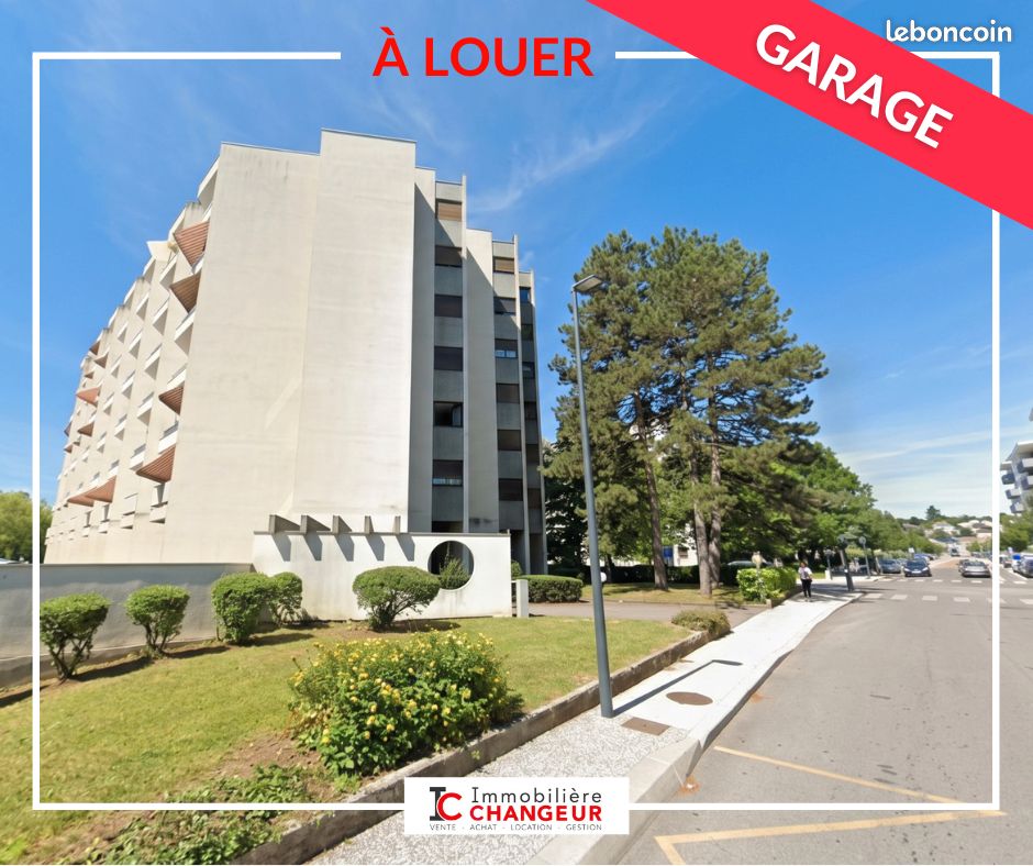 Parking/box VOIRON · 89 €/mois