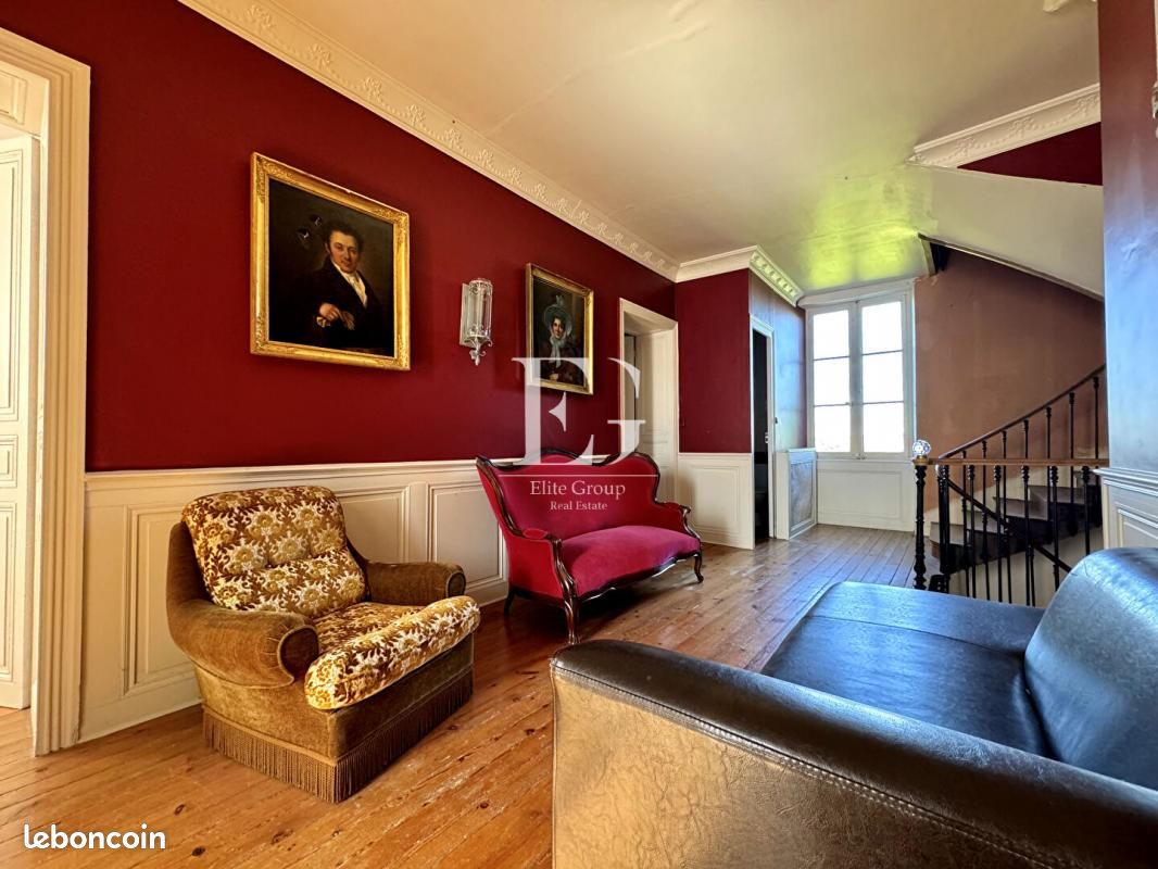 Maison 7 pièces 260 m² - Vars 16330 (image principale 11)