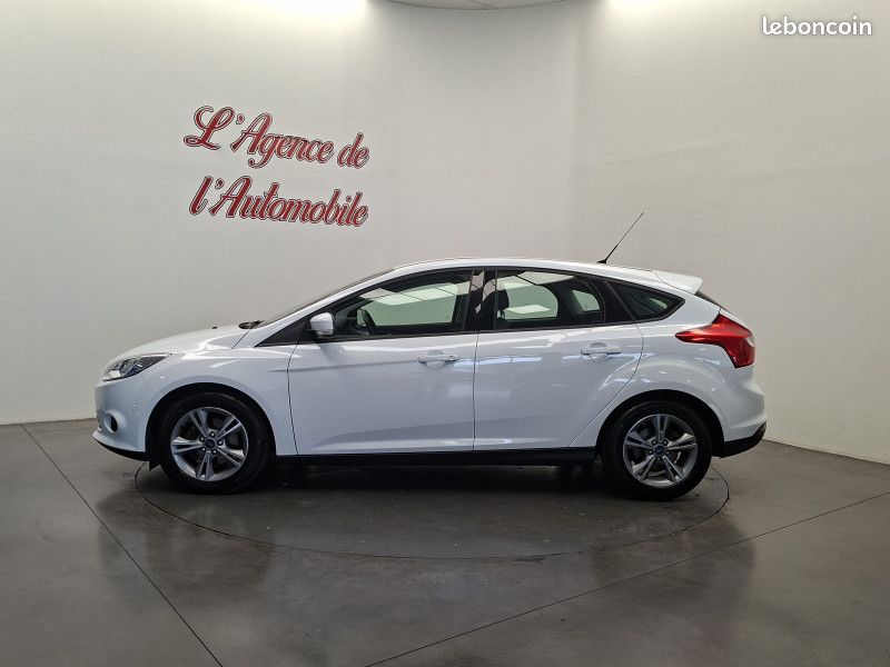 Ford FOCUS 1.0 scti 125 ch 1ère main / Clim Auto / Régulateur / Radar / Bluetooth / (image 7)