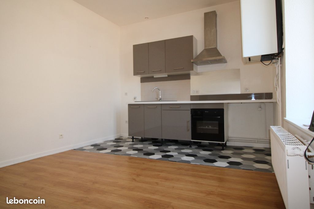 Maison 3 pièces 79 m² · à Charmes · 78,5 m² · 495 €/mois